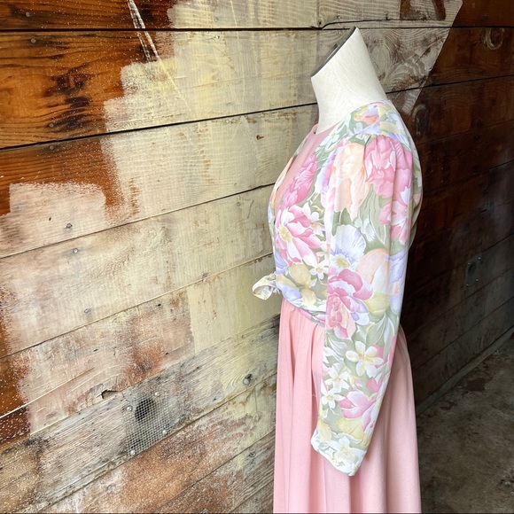 Vintage 1980’s Pink & Pastel Floral Print Dress Fit and Flare Boston Maid Size 6 - Picture 5 of 12